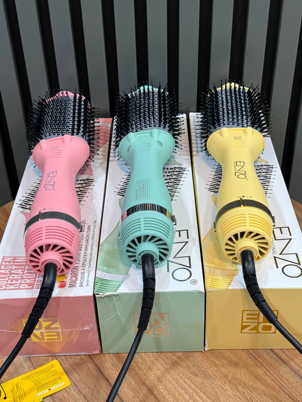 سشوار برسی انزو پروفیشینال مدل EN-6210 - تصویر 2